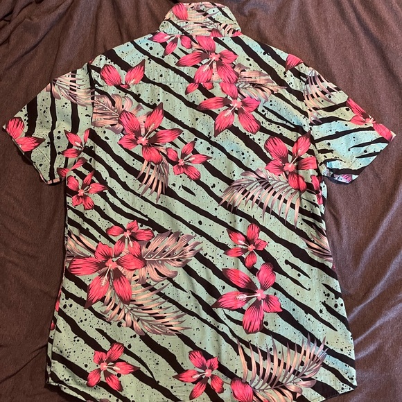 NEFF Tiger/Hawaiian shirt - Picture 3 of 3